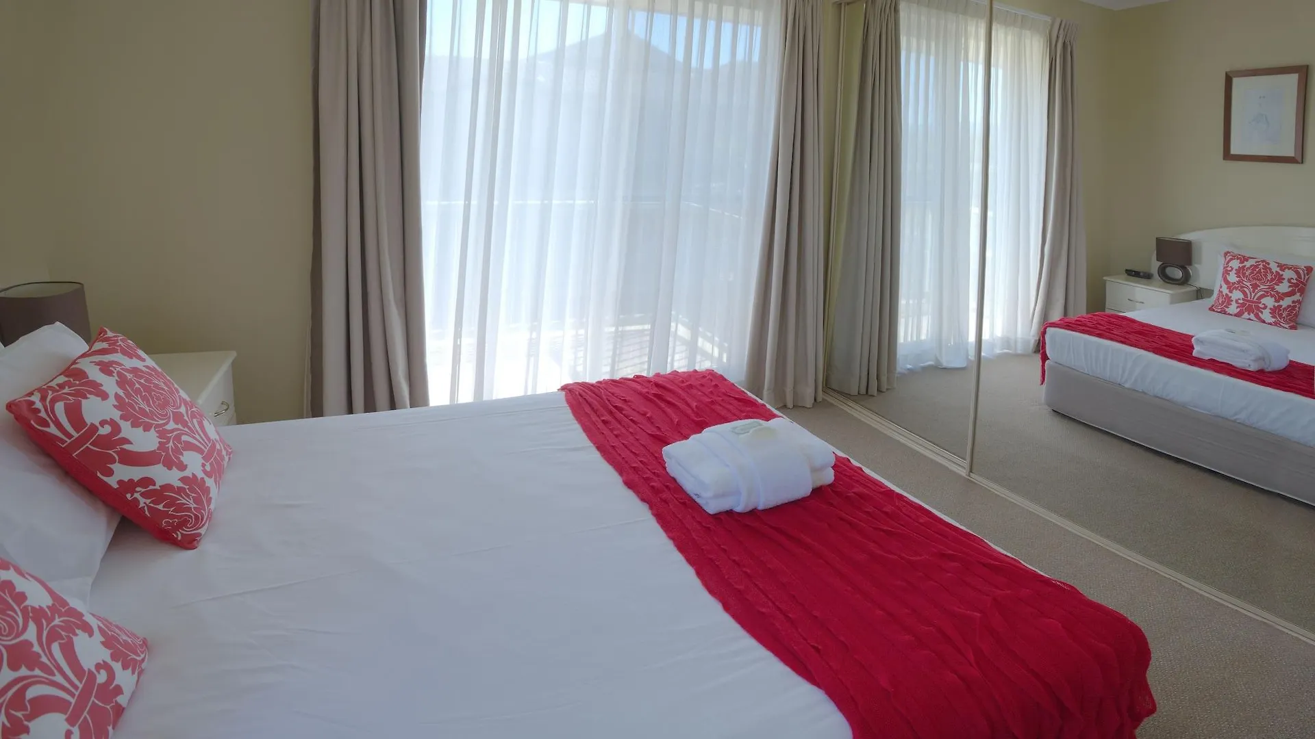 Bila Vista Kirra Beachside Aparthotel Gold Coast