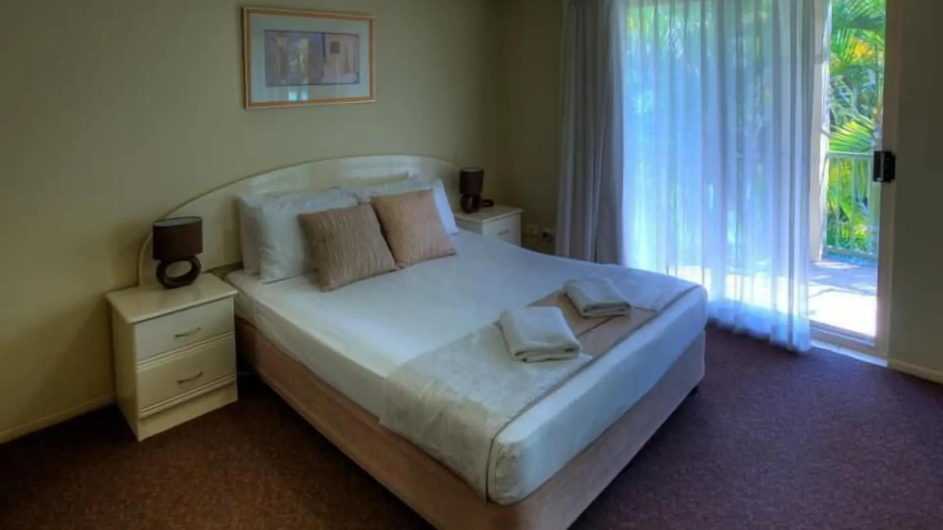 Bila Vista Kirra Beachside 3*