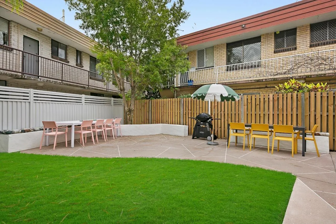Spacious 4-bed With Mediterranean Touches * Χρυσή Ακτή