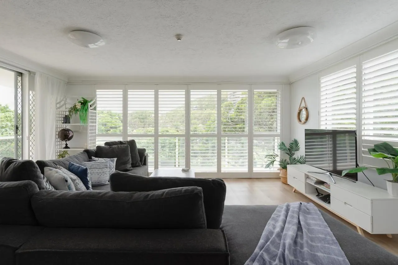 Apartment Beachy, Bright, And The Location On The Gc! Gold Coast