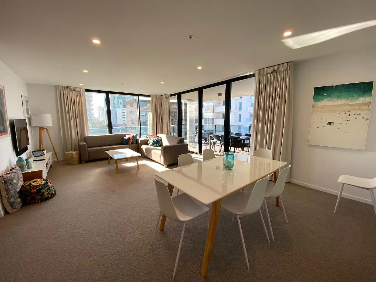 Boardwalk Burleigh - Official 4* Χρυσή Ακτή