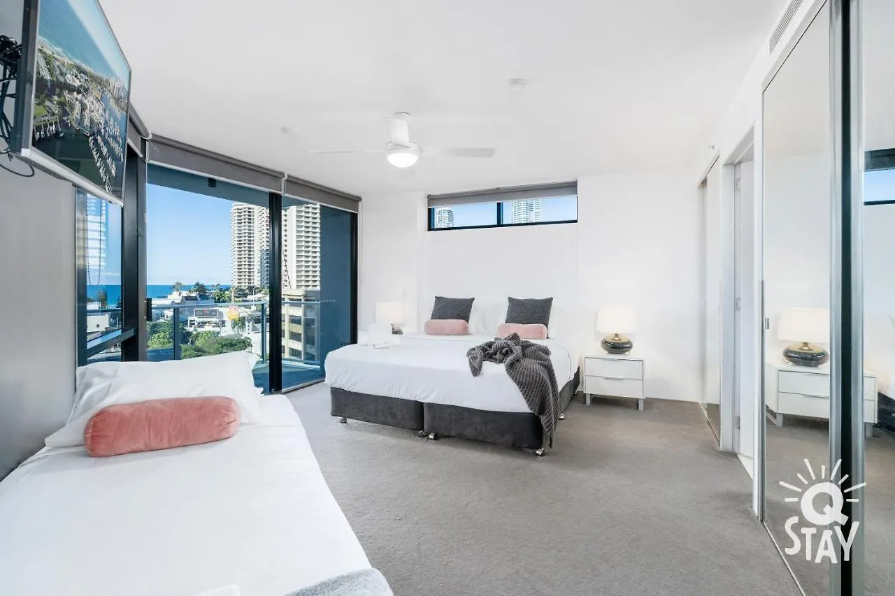 Spectacular Family Kids Free 3 Bedroom Ocean At Circle On Cavill - Q Gold Coast