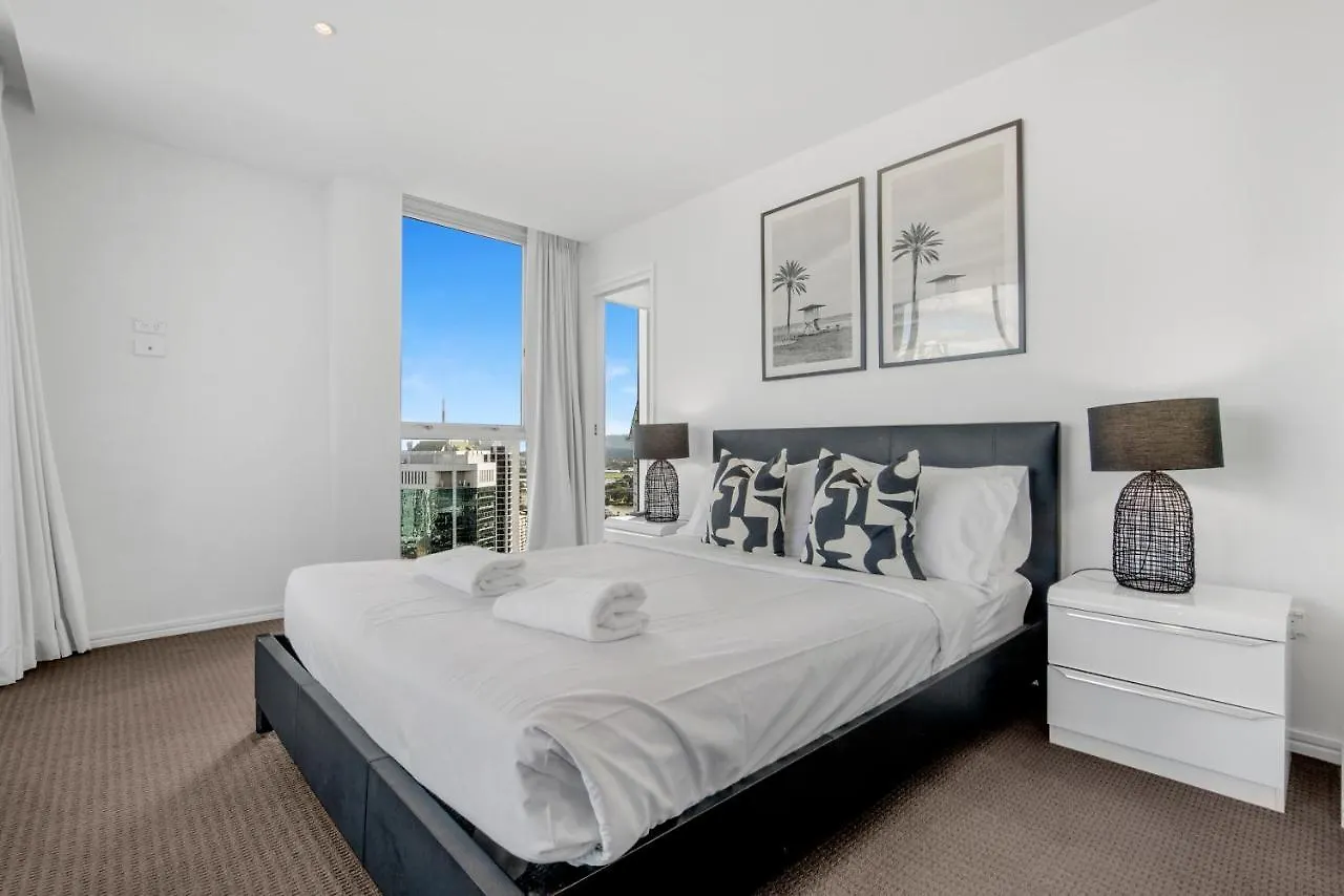 Apartment H'residences - 2 & 3 Bedroom Ocean View In The Heart Of Surfers Paradise! Gold Coast