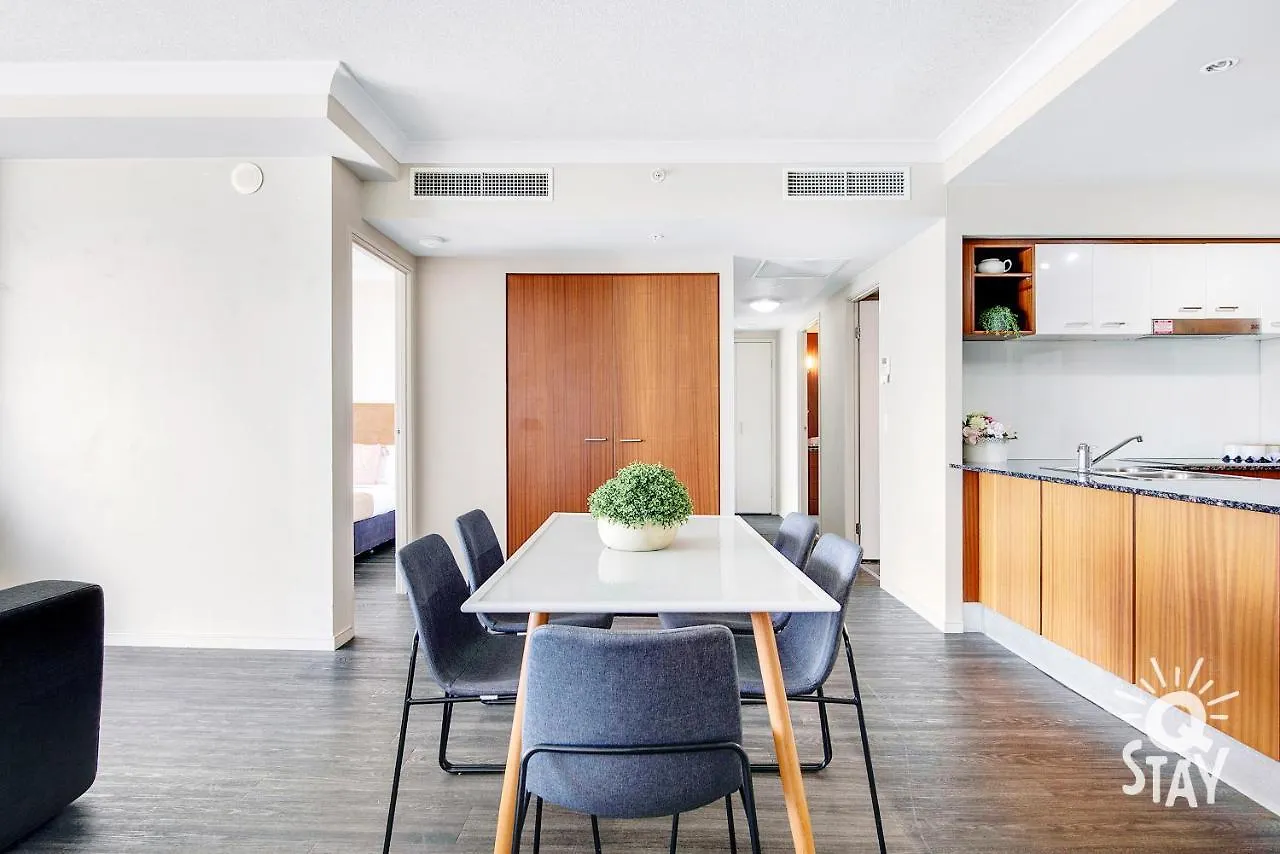 Apartment 2 Bedroom 1 Bathroom - Centre Of Surfers Paradise, Chevron Renaissance *