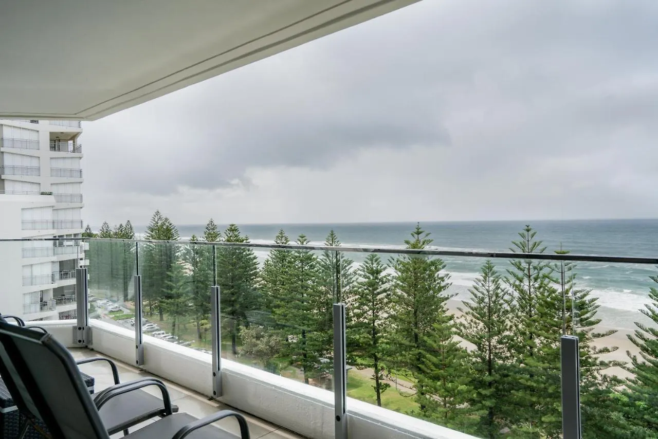 Aparthotel Cashelmara Beachfront 4*