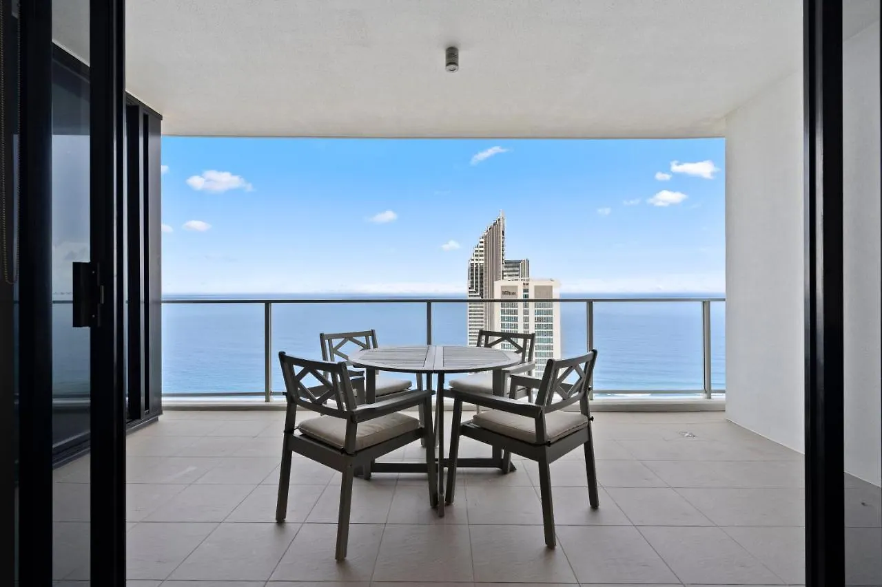 Circle On Cavill - Hosted By Coastal Letting Διαμέρισμα Χρυσή Ακτή