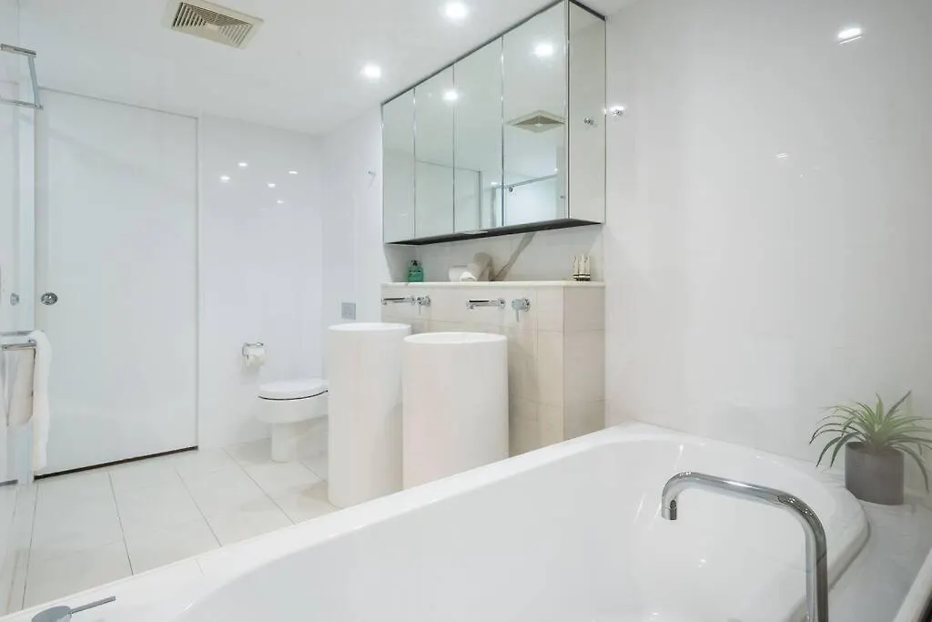 Oasis // Broadbeach Holiday home *