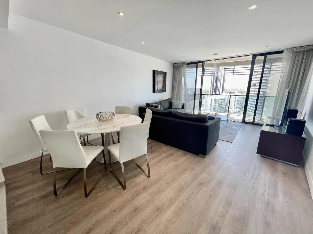 Apartment Oracle 1403 *