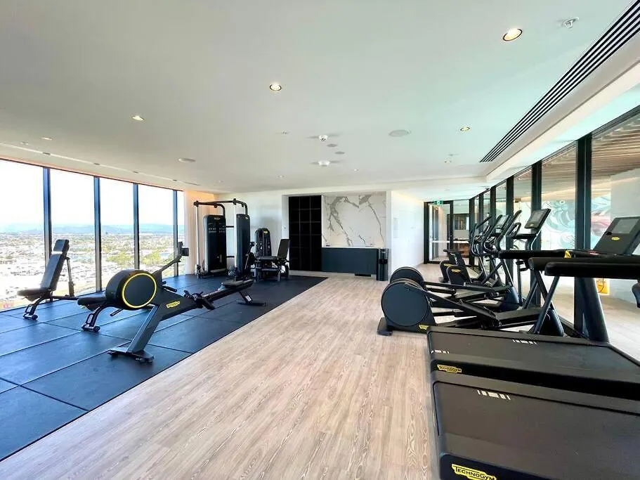 Luxury Ocean Skyline Stunner 2beds Apt 33f Apartment