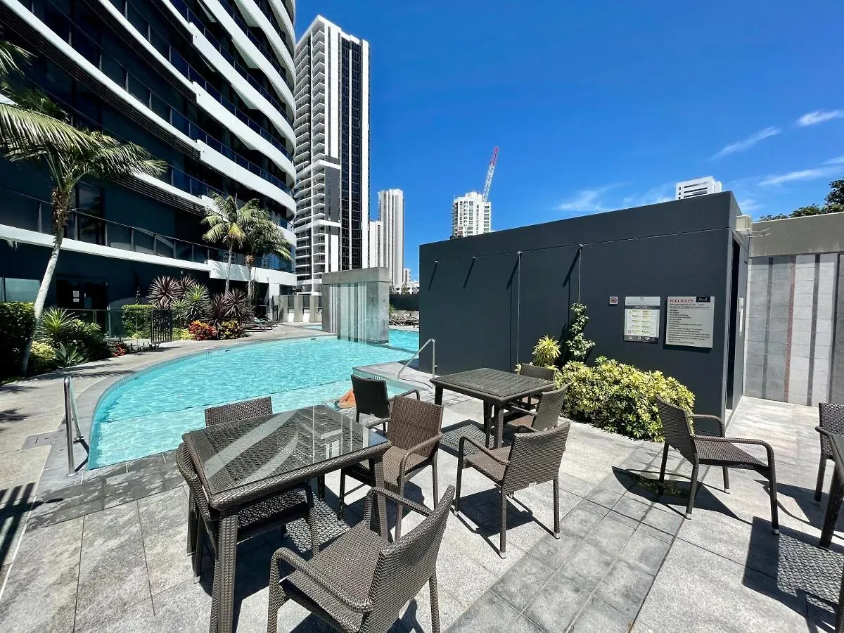 Apartment Oracle 1403
