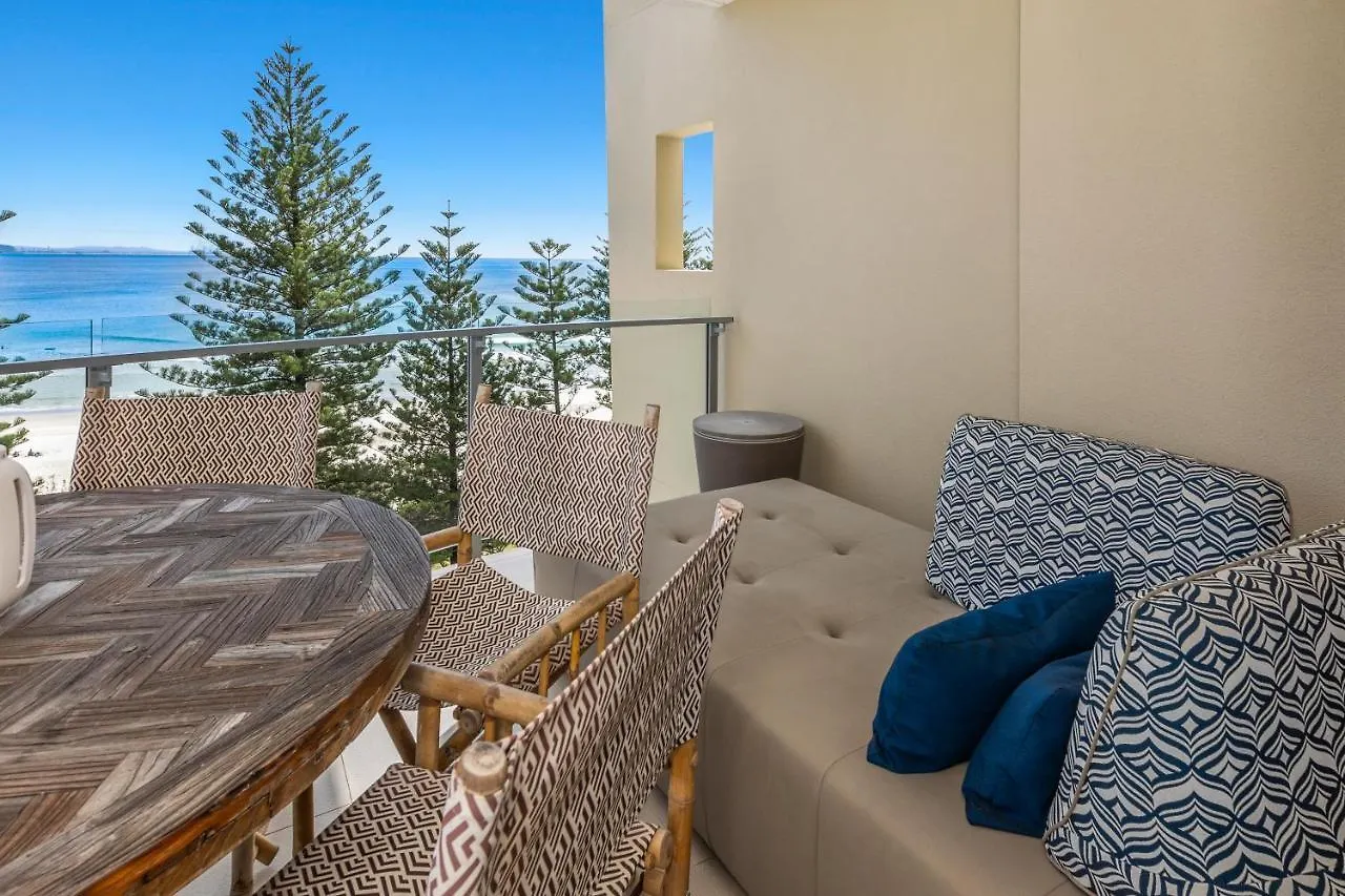 The Garland At Rainbow Bay * Gold Coast