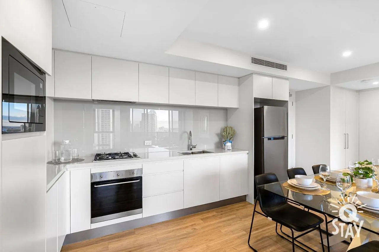 Ruby - Qstay Apartment