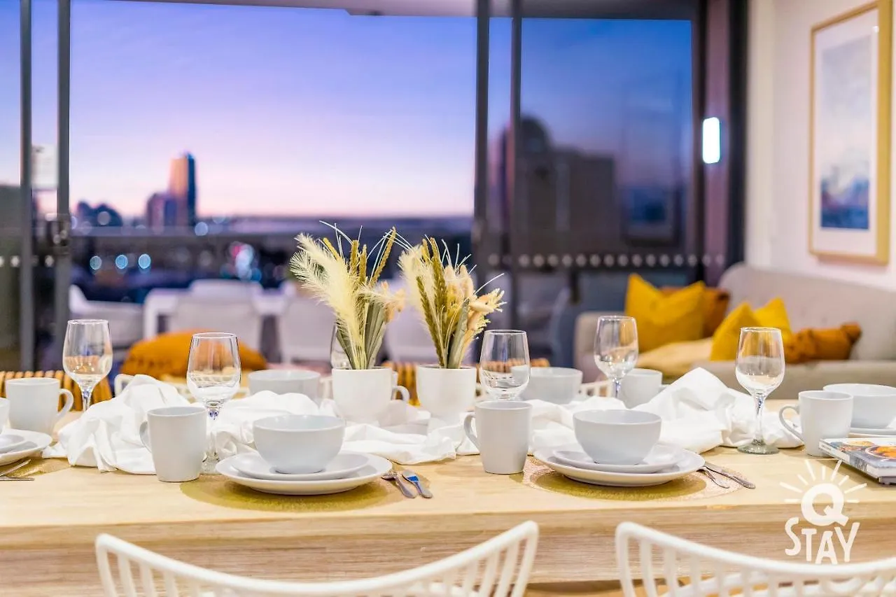 Ruby - 3 Bedroom Family With Views! * Gold Coast