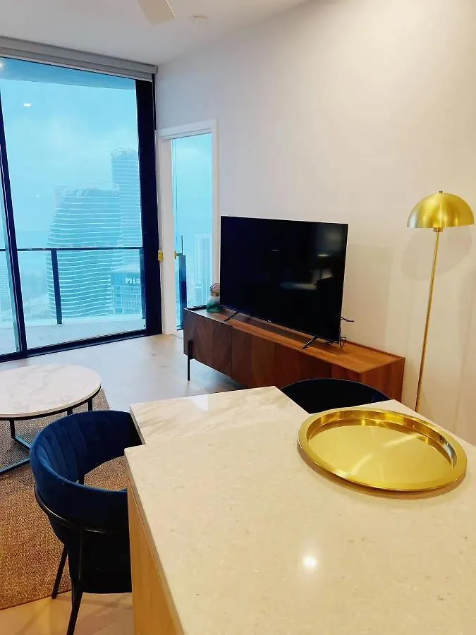 2 Bedroom Luxurious Family On 40th Floor With Amazing Ocean Coastline Broadbeach Gc40 Apartment