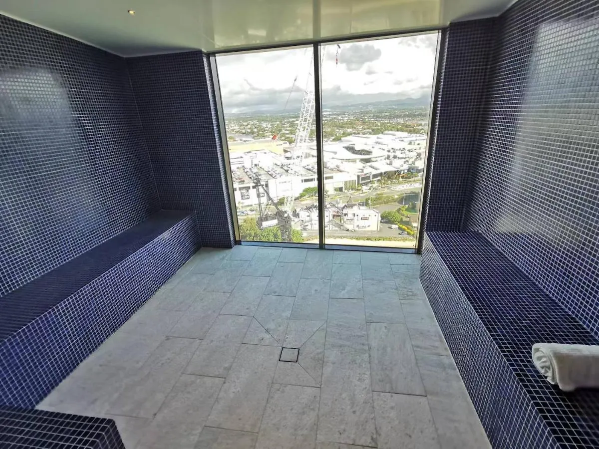 Apartment 2 Bedroom Luxurious Family Next To Pacific Fair - Broadbeach Gc22 *