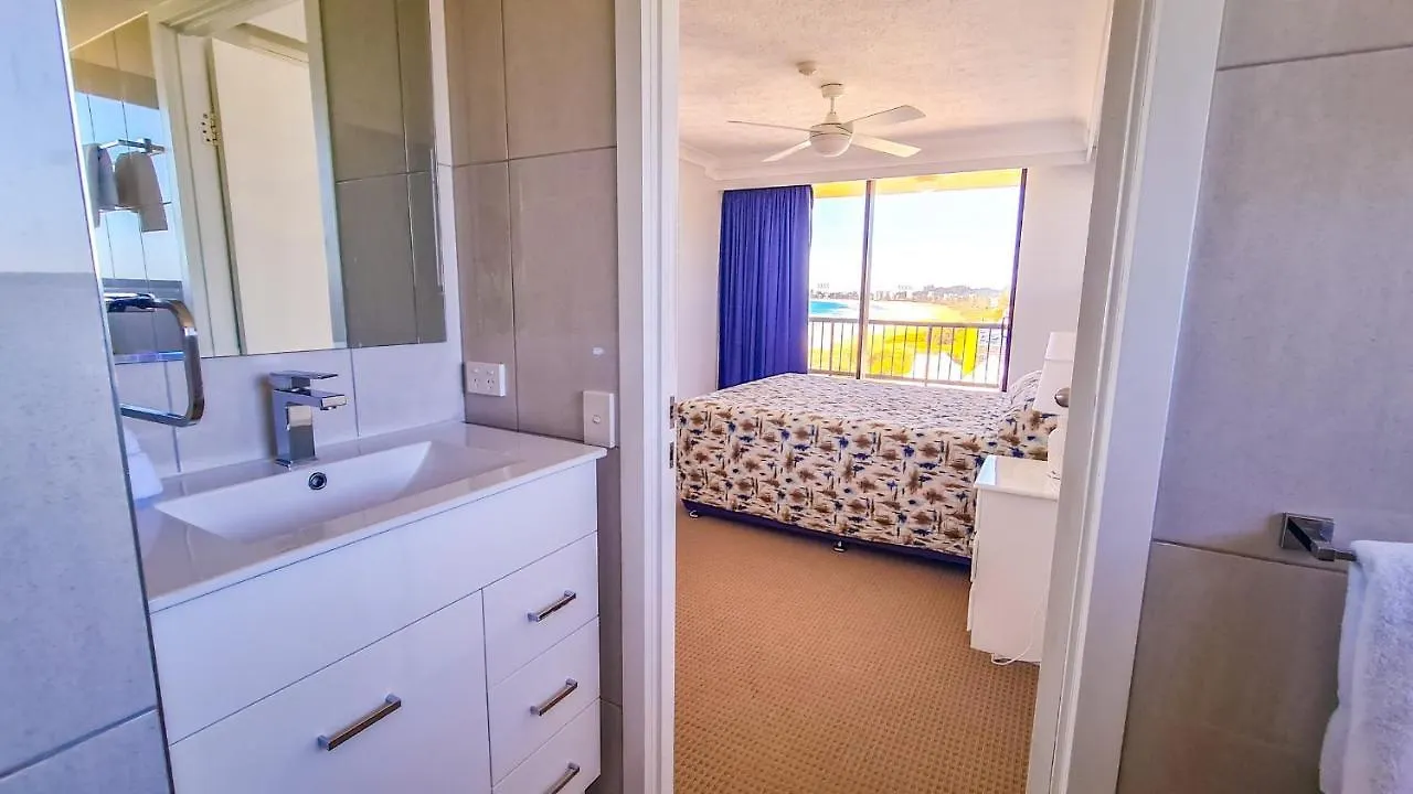 Resort Pelican Sands Gold Coast