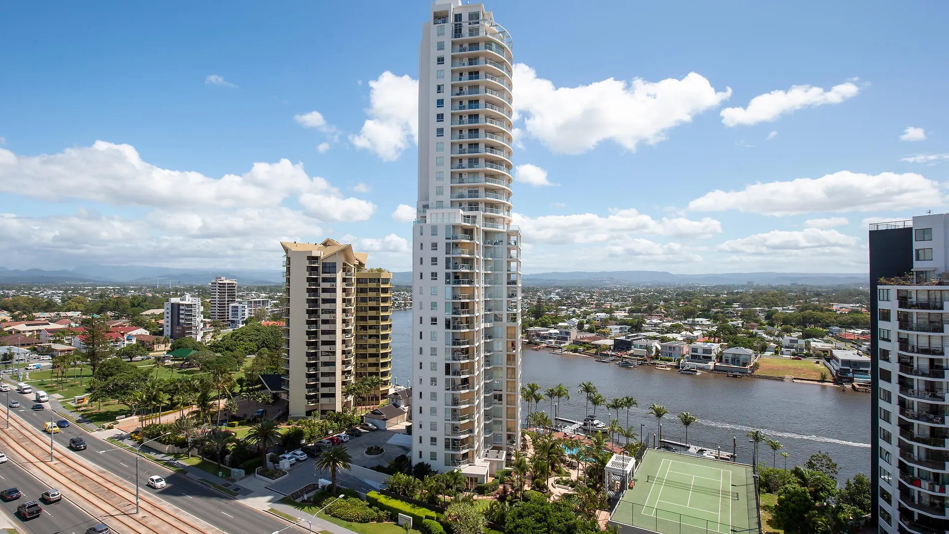 Mantra Wings Gold Coast