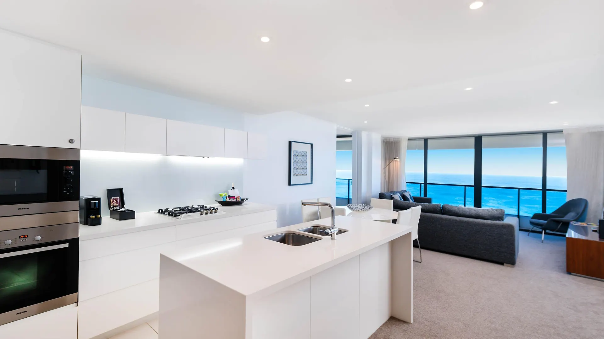 Peppers Broadbeach Apart Otel