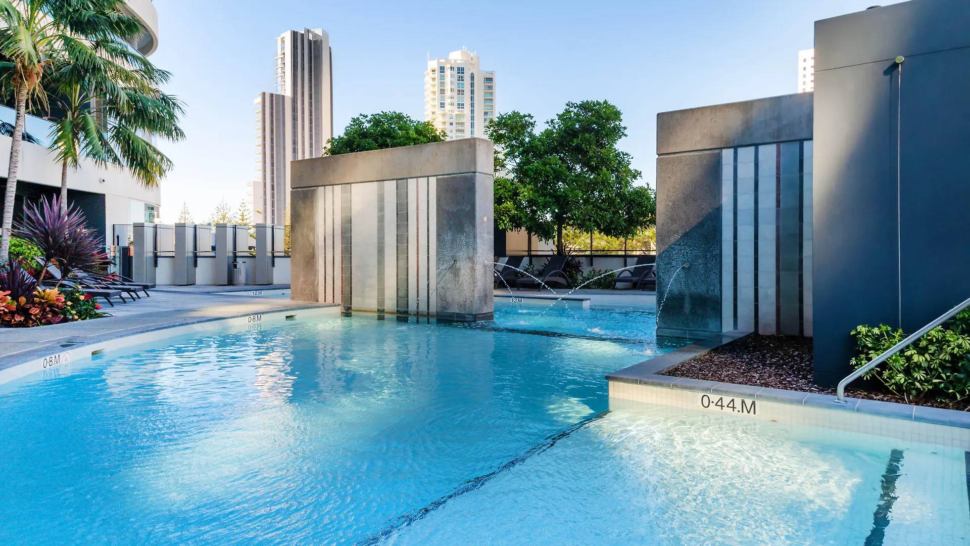 Peppers Broadbeach 5*