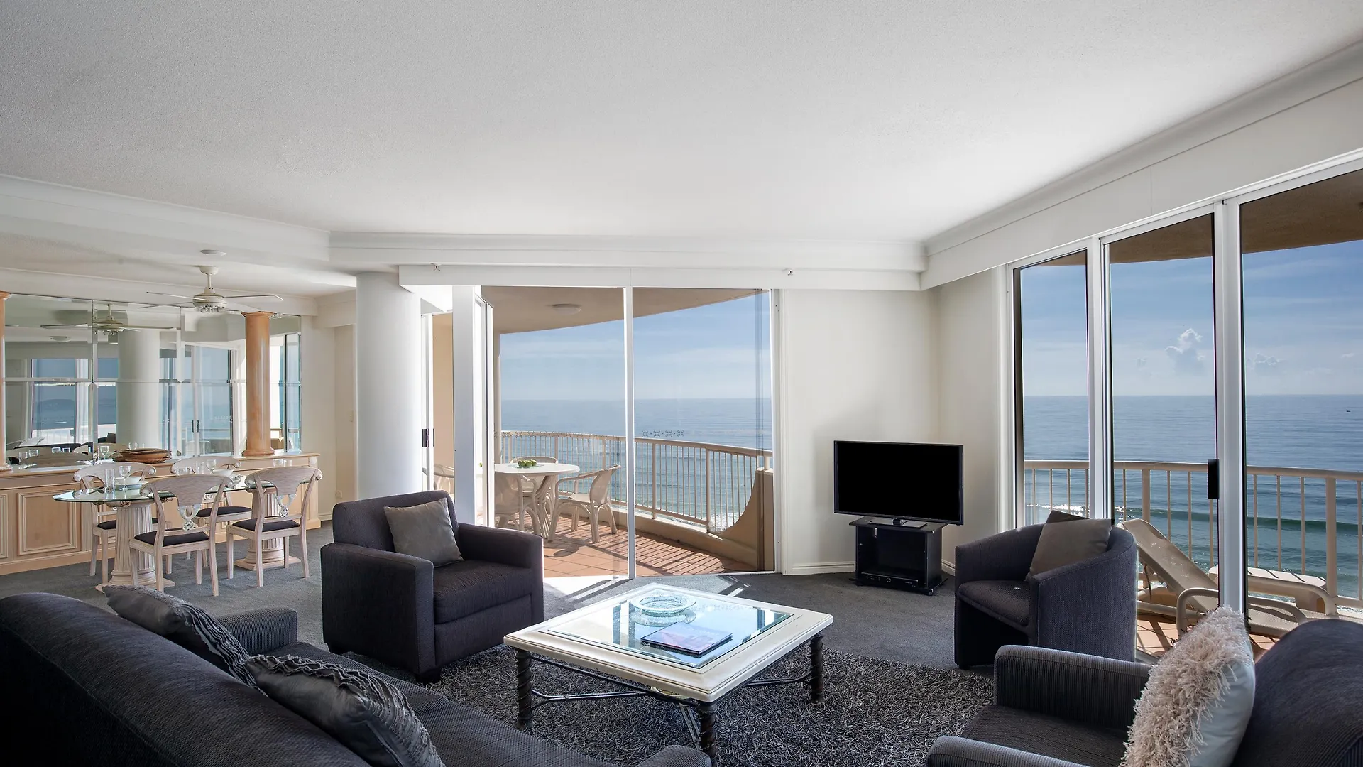 Apartahotel Breakfree Moroccan 3*