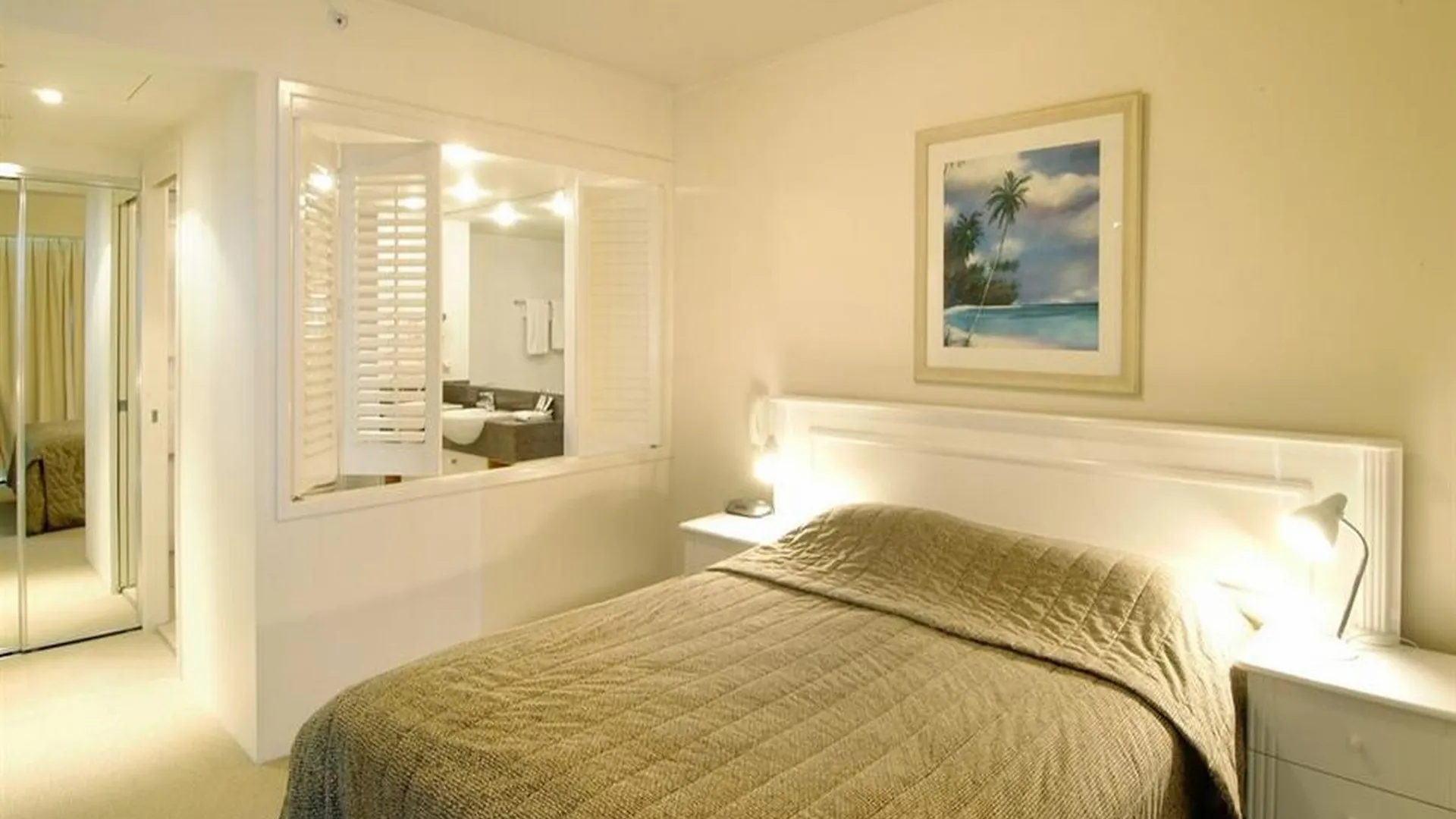 Aparthotel Mantra Broadbeach On The Park 4*
