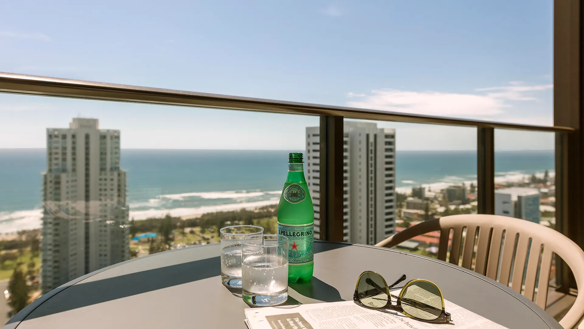 Aparthotel Avani Broadbeach Residences 4*