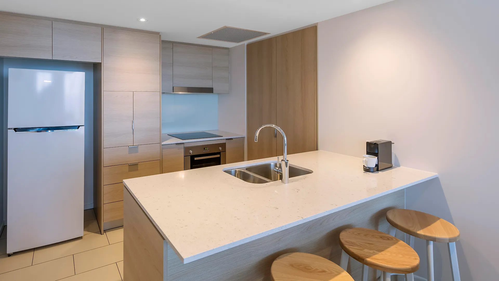Avani Broadbeach Residences Aparthotel Gold Coast