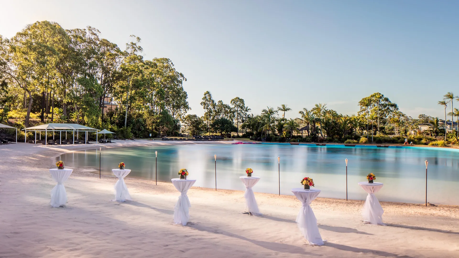 Intercontinental Sanctuary Cove By Ihg 5*