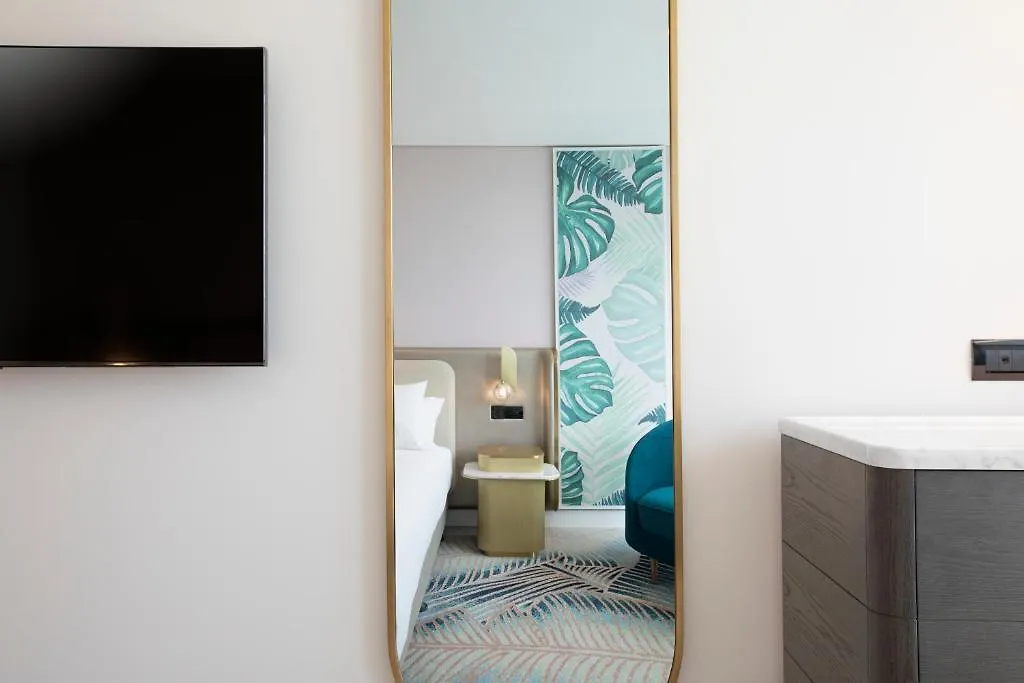 Dorsett 4* Gold Coast