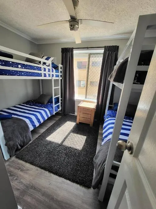 3 Bedroom Surfers Paradise * ゴールドコースト