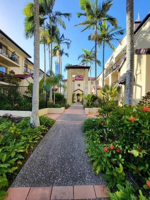 3 Bedroom Surfers Paradise * ゴールドコースト