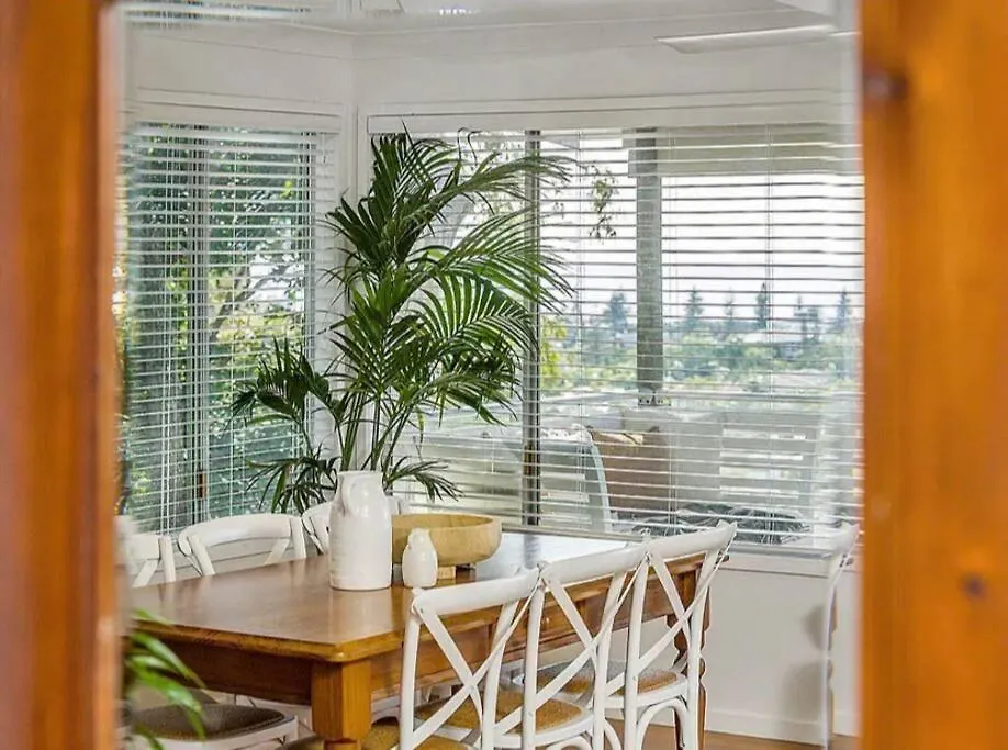 Burleigh View Holiday home *