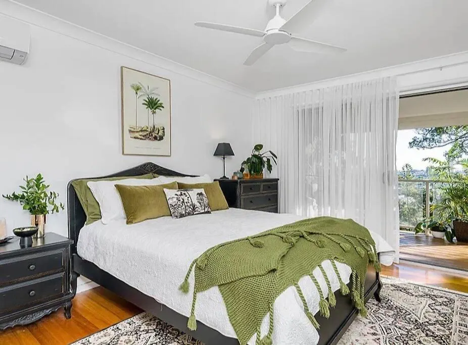 Burleigh View Holiday home