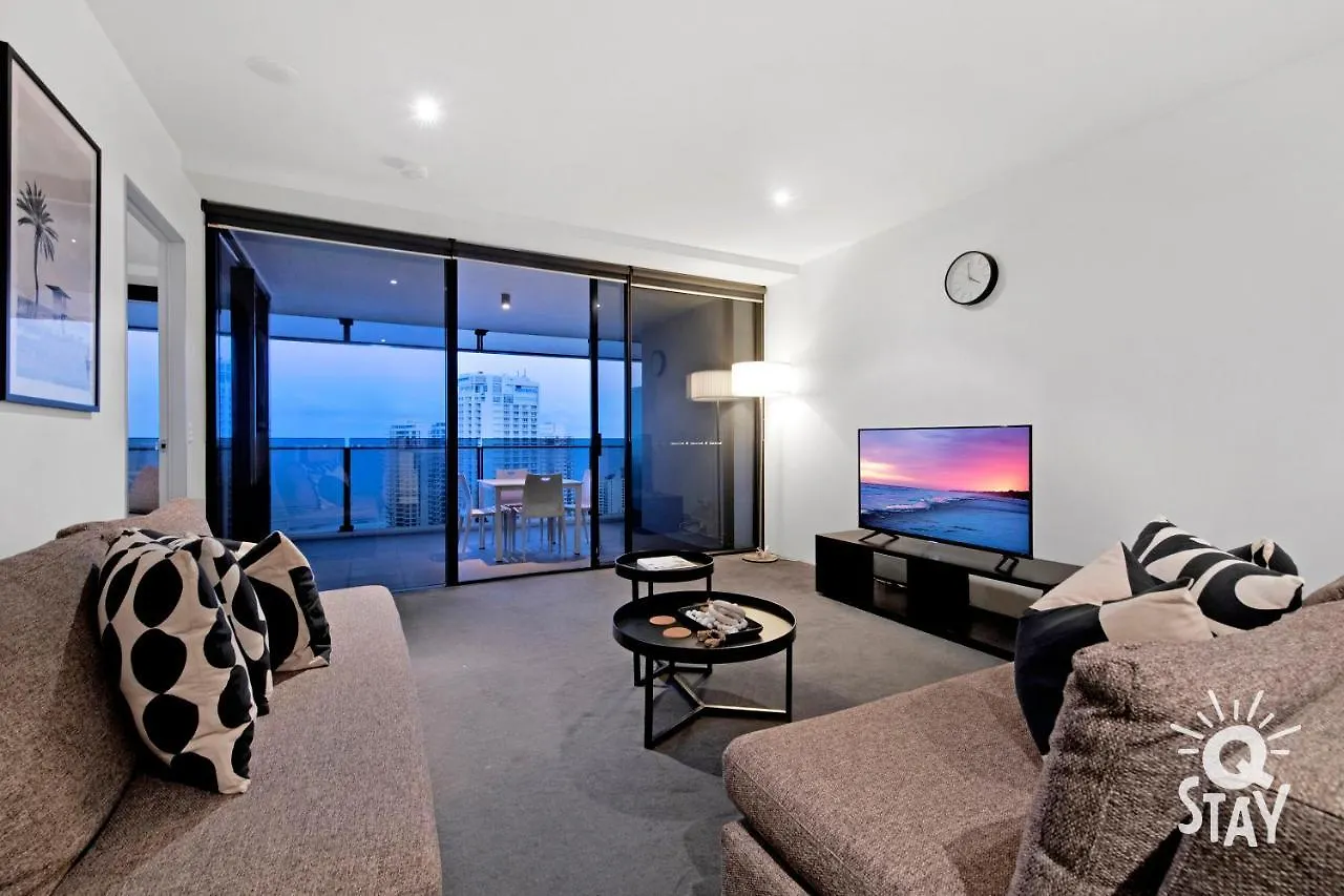Circle On Cavill, 1 Bedroom Ocean Family Surfers Paradise
