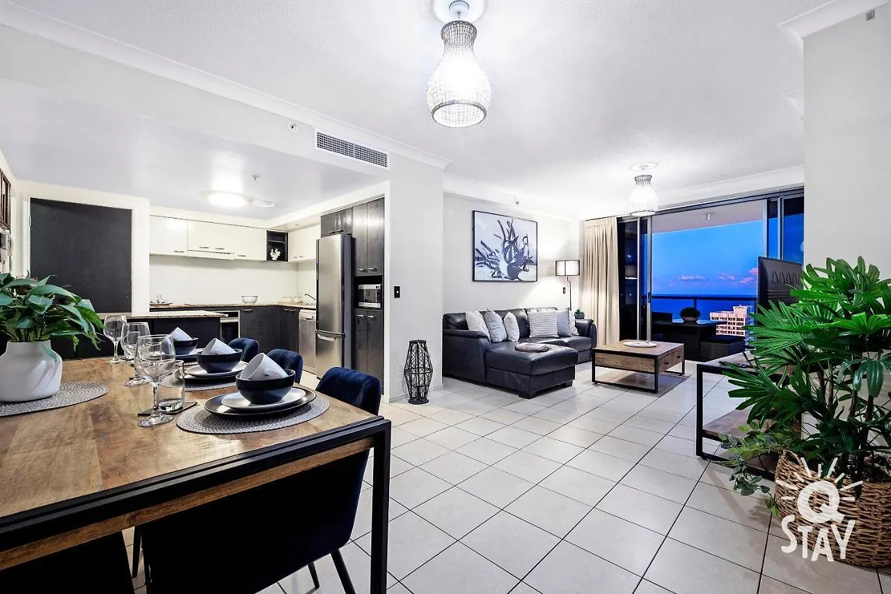 2 Bedroom Ocean View At Chevron Reniassance