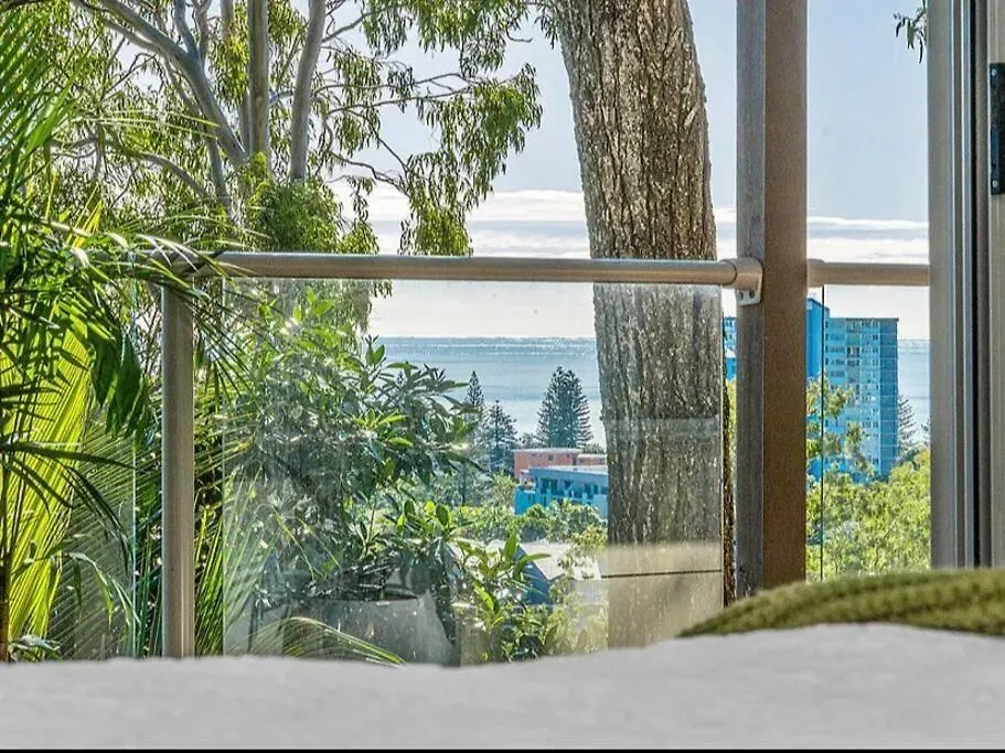 Burleigh View Holiday home