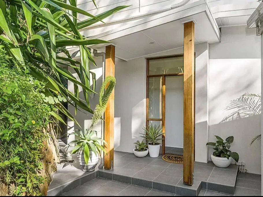 Burleigh View Holiday home