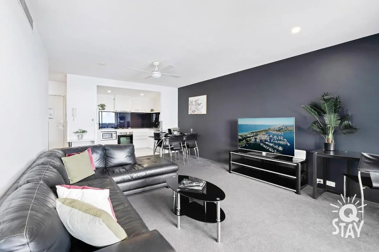 Circle On Cavill, 1 Bedroom Ocean Family Surfers Paradise Apartment Gold Coast