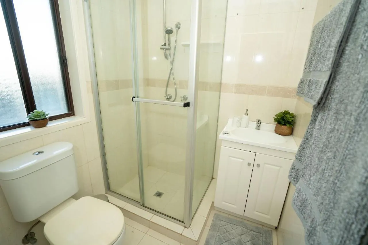 Holiday home Private Retreat With & Ocean Views Close To Theme Parks