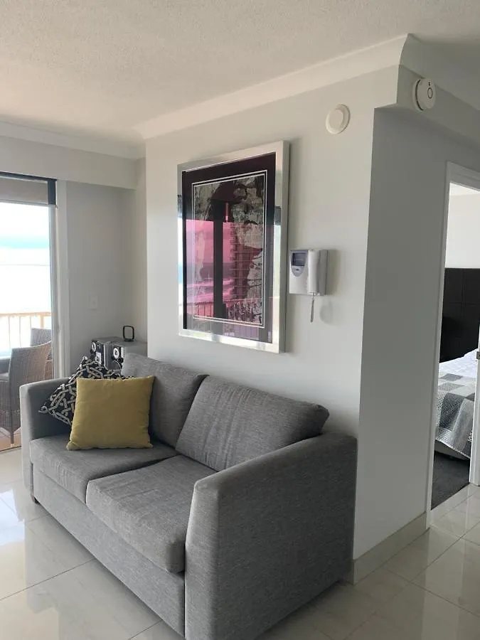 Stunning 2 Bedroom Ocean View Gold Coast