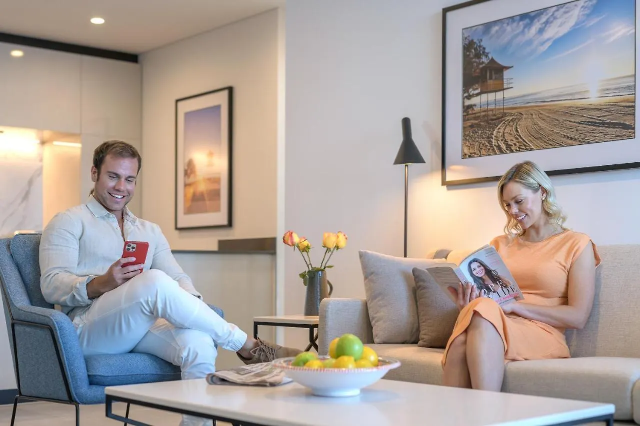 Meriton Surfers Paradise 公寓式酒店