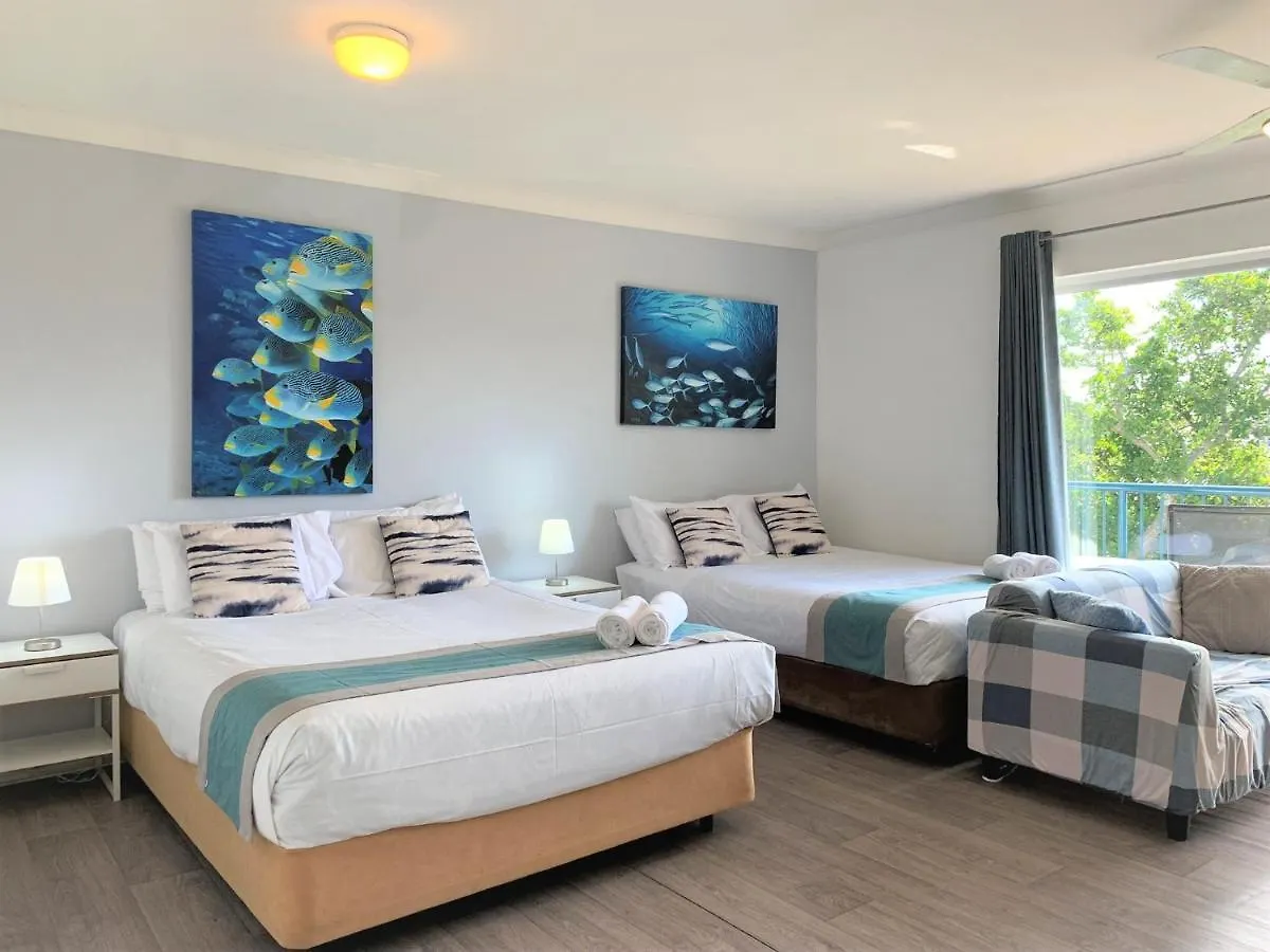 Broadwater Keys 3*