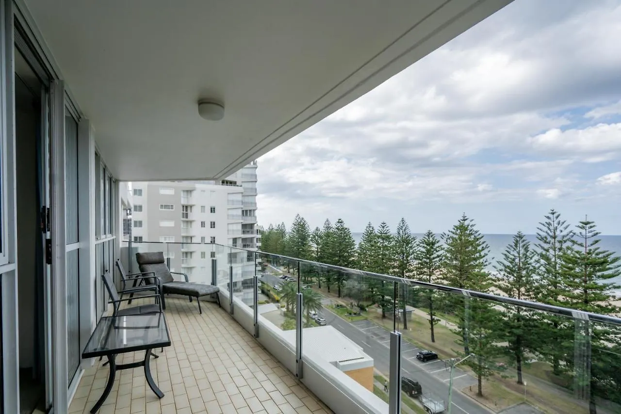Aparthotel Cashelmara Beachfront 4*