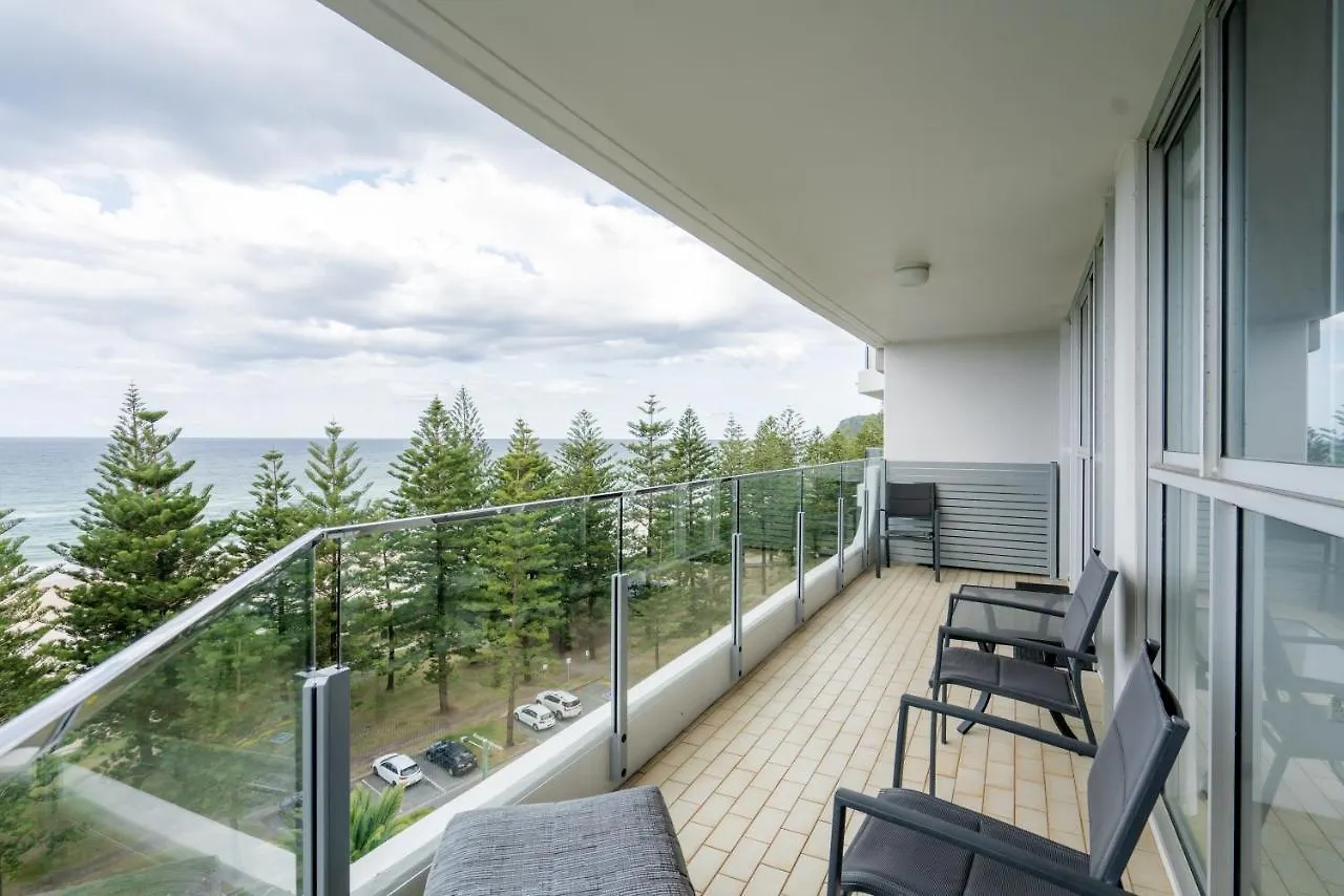 Cashelmara Beachfront Lägenhetshotell Guldkusten