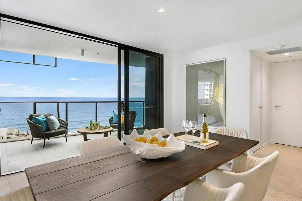 Vue Broadbeach - Official 4*