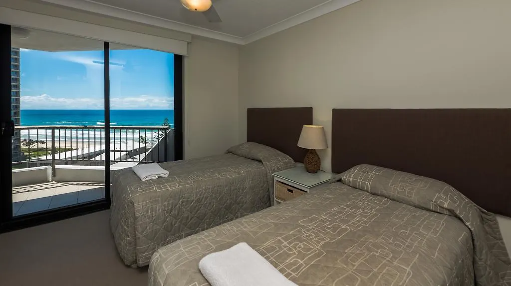 Carrington Court Aparthotel Main Beach