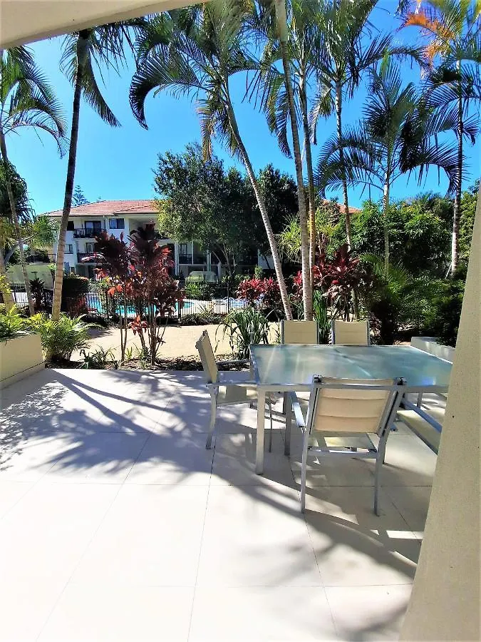 Luxury Turtle Bay Apartment
