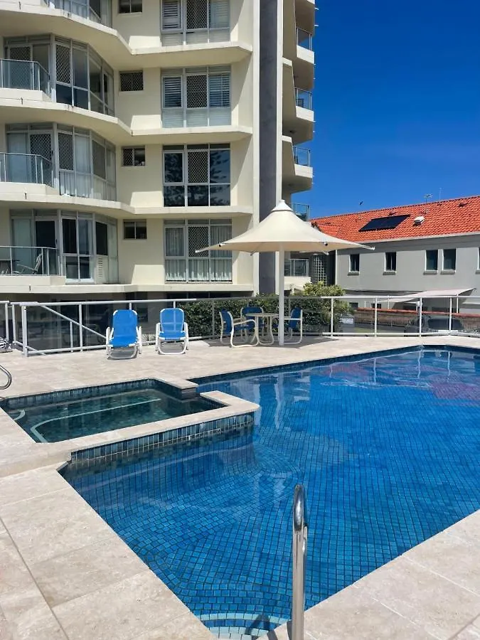 Hotel apartamentowy Foreshore Beachfront 3*