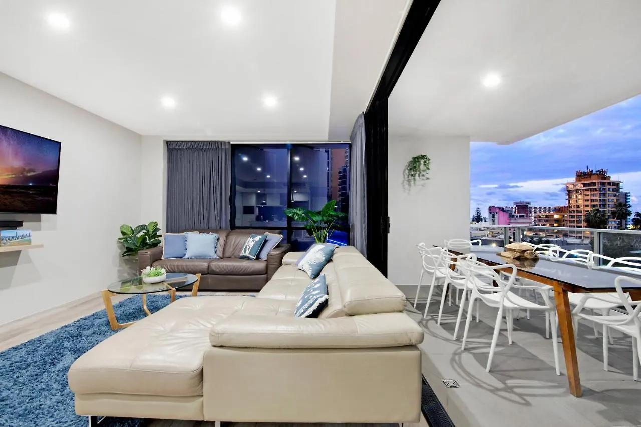 아파트 Circle On Cavill Surfers Paradise- 3 Bedroom 골드코스트