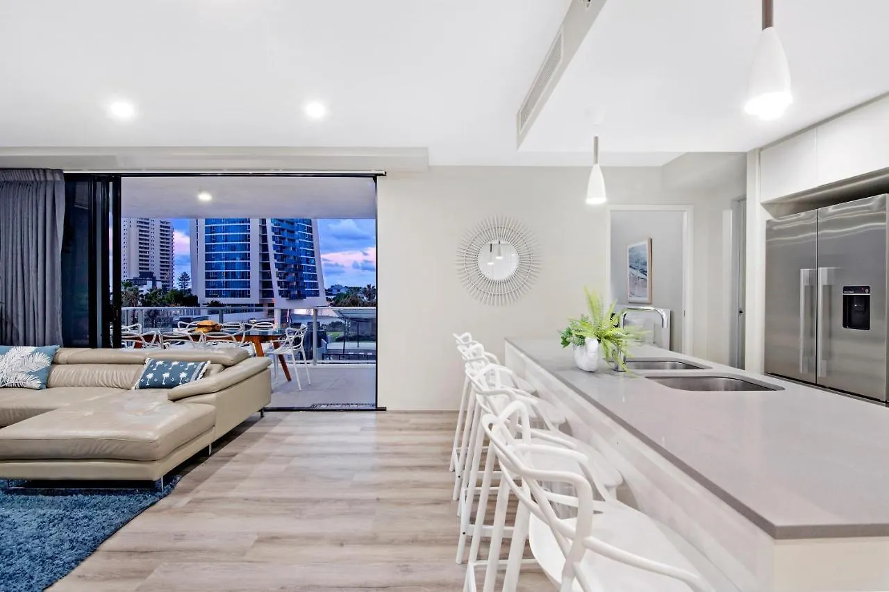 아파트 Circle On Cavill Surfers Paradise- 3 Bedroom 골드코스트